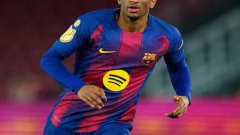 曼联连续客场作战，维拉谁能抢得胜利三分